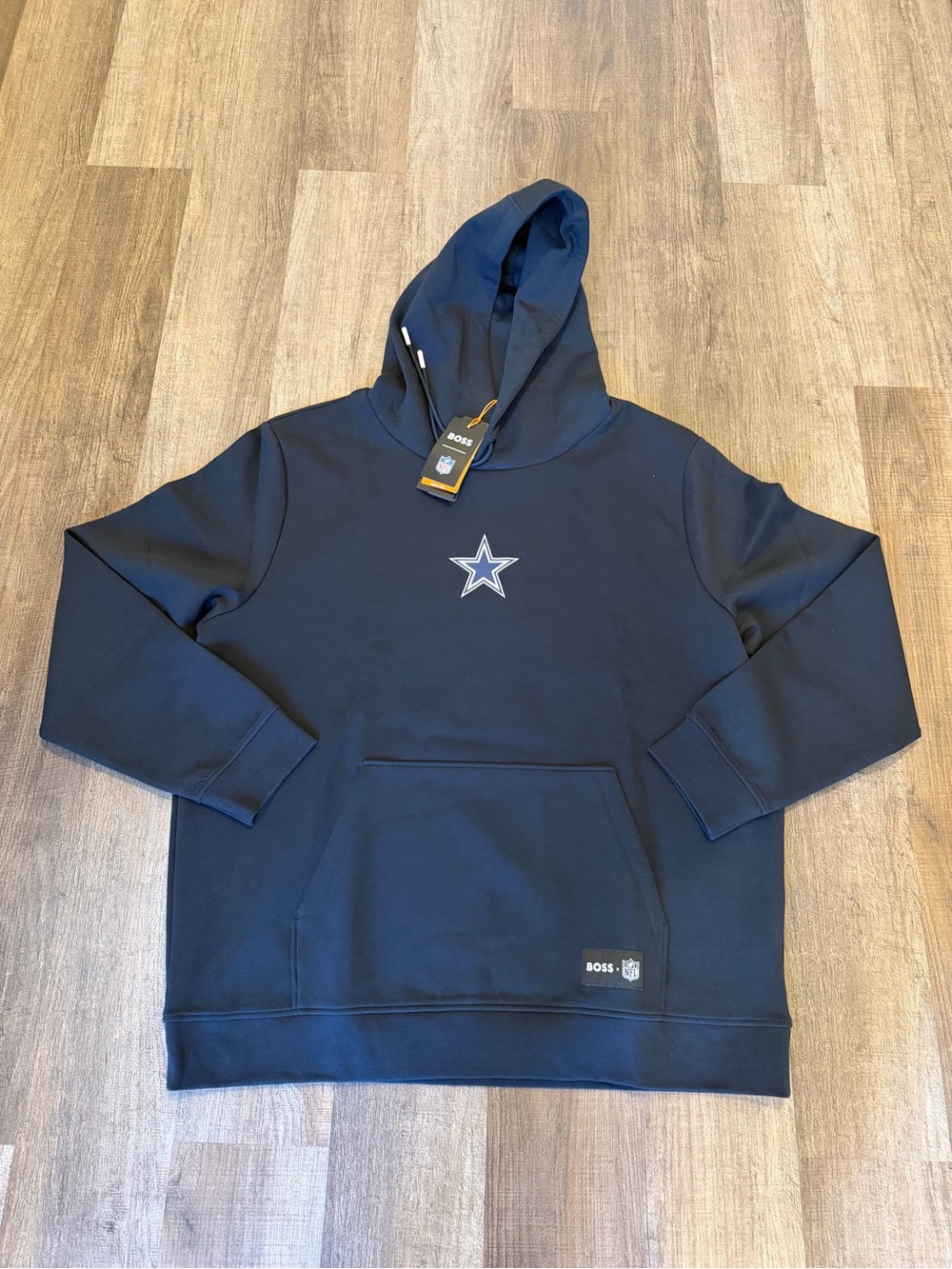 BOSS X NFL Sport Interlock Hoodie “Dallas Cowboys”
- Size 3XL Men.